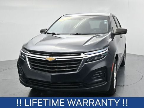 Used 2022 Chevrolet Equinox LS w/ LS Convenience Package FWD image 3