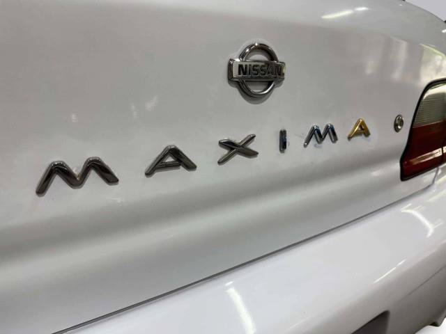 Used 1996 Nissan Maxima FWD image 17