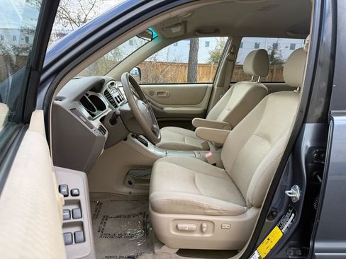 Used 2007 Toyota Highlander 4WD image 14