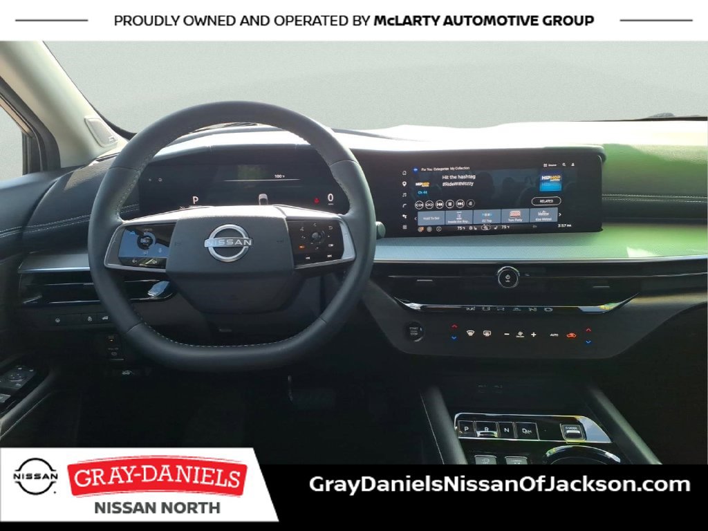 Certified 2025 Nissan Murano SL AWD/4WD image 11