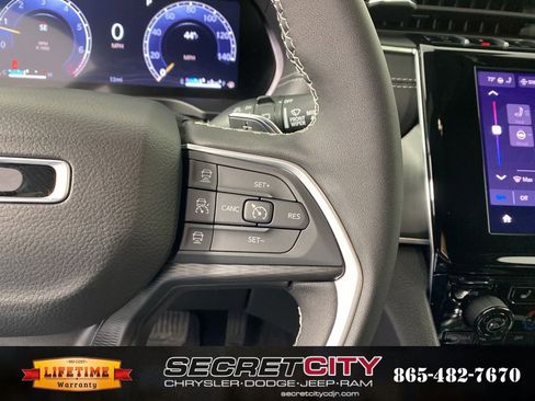 New 2026 Jeep Grand Cherokee Laredo X image 16