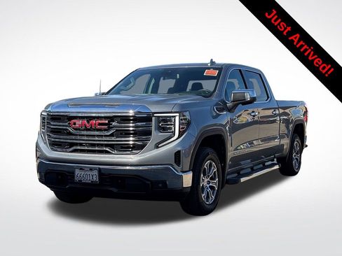Used 2023 GMC Sierra 1500 SLT image 4