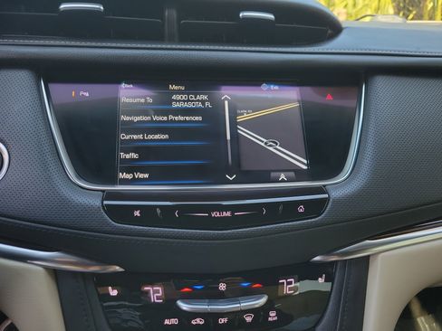 Used 2017 Cadillac XT5 Luxury w/ Driver Awareness Package image 27