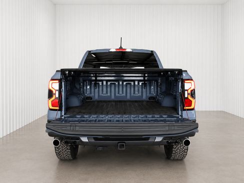 Used 2025 Ford Ranger Raptor AWD/4WD image 7