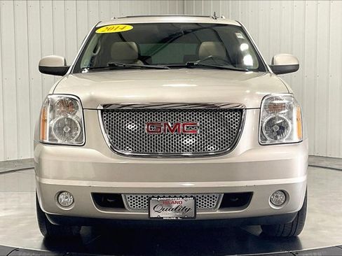 Used 2014 GMC Yukon Denali image 2