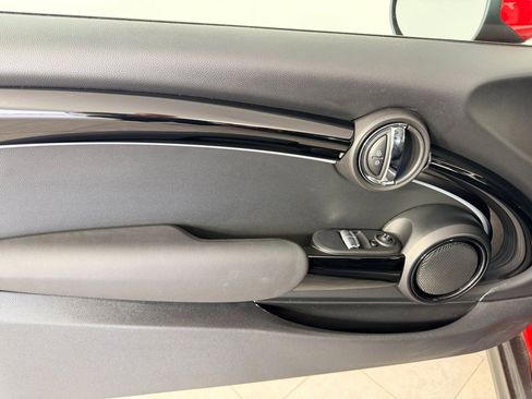 Certified 2024 MINI Cooper SE image 12