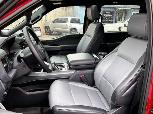 Used 2025 Ford F150 Lightning Lariat AWD/4WD image 7