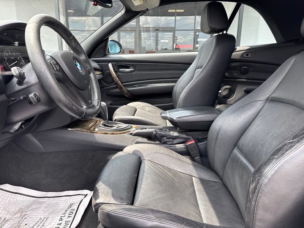 Used 2009 BMW 135i Convertible RWD image 21
