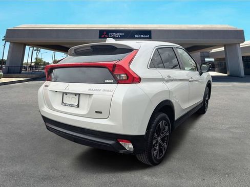 Used 2018 Mitsubishi Eclipse Cross LE image 4