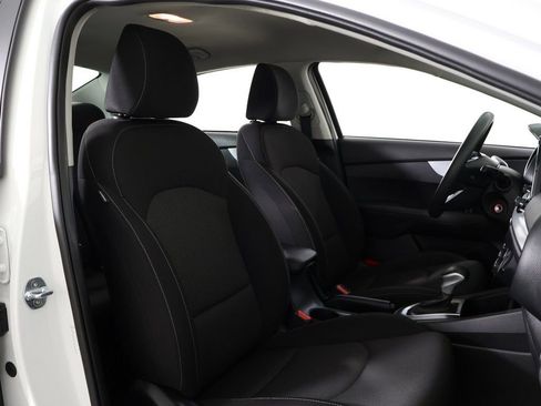 Used 2022 Kia Forte LXS w/ LXS Technology Package FWD image 29