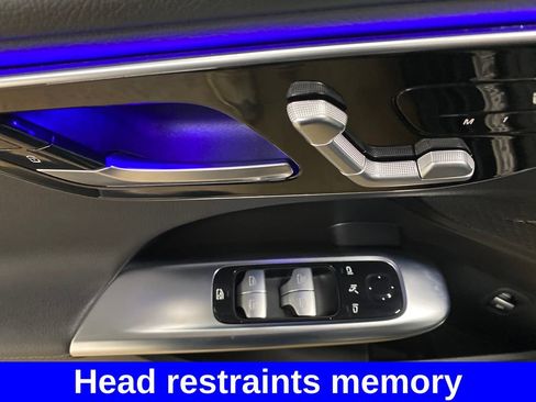 Used 2022 Mercedes-Benz C 300 4MATIC Sedan image 9