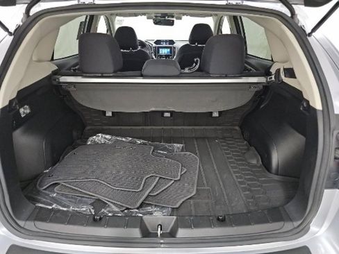 Used 2022 Subaru Crosstrek 2.0i Premium image 18