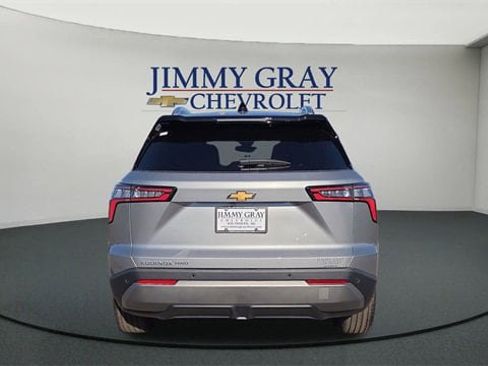 New 2026 Chevrolet Equinox LT w/ Convenience Package II image 4