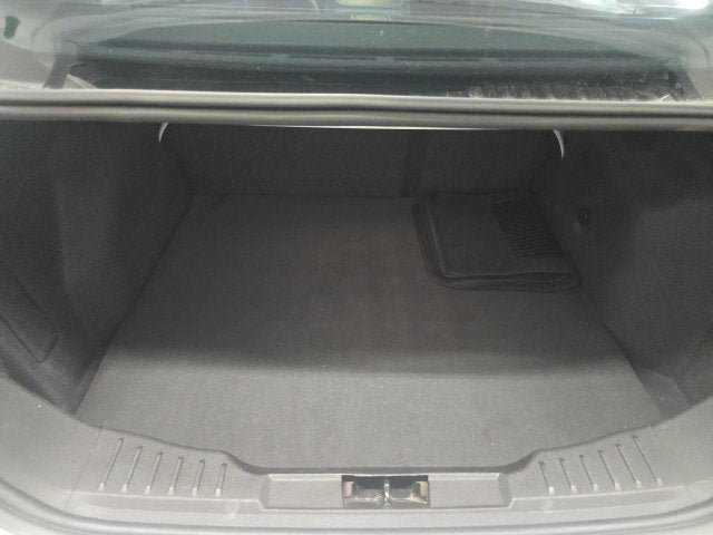 Used 2016 Ford Focus SE w/ Equipment Group 201A FWD image 11