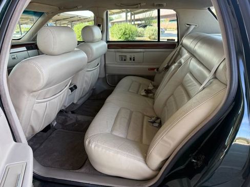 Used 1994 Cadillac De Ville Sedan image 27