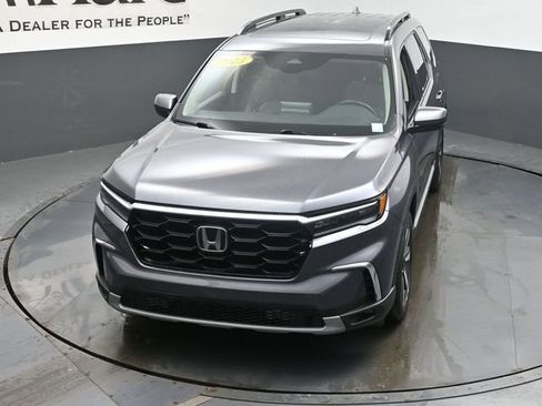Used 2023 Honda Pilot Touring image 59