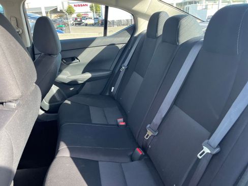 Used 2025 Nissan Sentra SV image 25