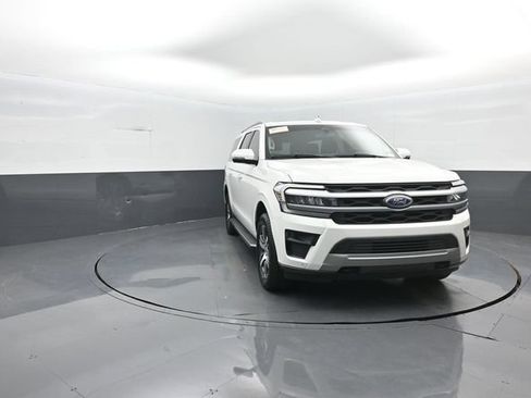 Certified 2022 Ford Expedition Max XLT AWD/4WD image 3