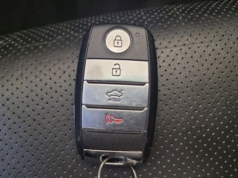 Used 2018 Kia Optima SX FWD image 32
