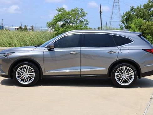 Used 2022 Acura MDX SH-AWD w/ Advance Package image 5