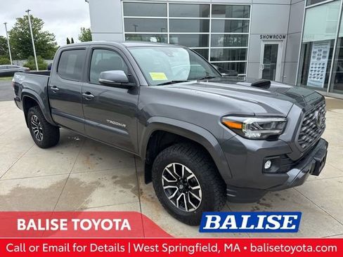 Used 2023 Toyota Tacoma TRD Sport w/ Technology Package AWD/4WD image 1