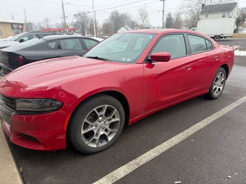 Used 2015 Dodge Charger SXT w/ AWD Plus Group image 4
