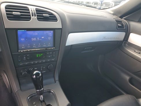 Used 2002 Ford Thunderbird image 15