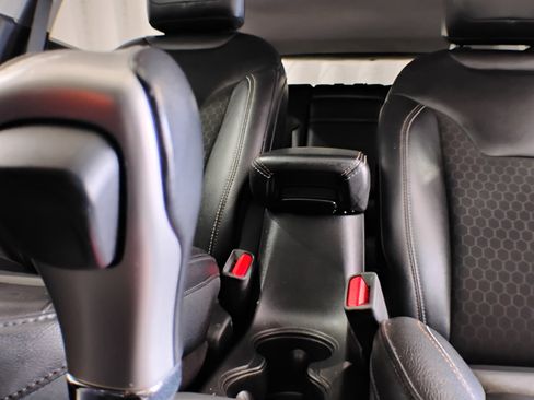 Used 2018 Jeep Compass Latitude image 60