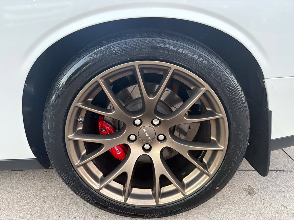 Used 2016 Dodge Challenger SRT Hellcat RWD image 13
