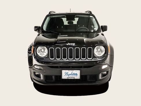 Used 2017 Jeep Renegade Latitude image 3