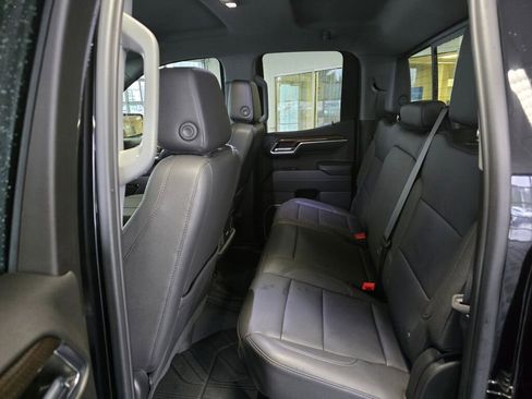 Used 2024 Chevrolet Silverado 1500 RST w/ Redline Edition image 39