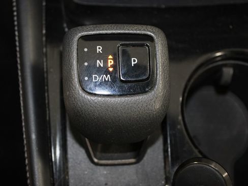 Used 2023 Nissan Rogue SL FWD image 29