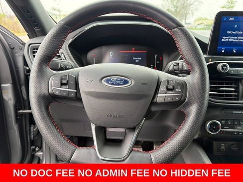 Used 2024 Ford Escape ST-Line AWD/4WD image 17
