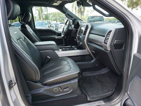 Certified 2019 Ford F450 Platinum w/ Platinum Ultimate Package AWD/4WD image 3