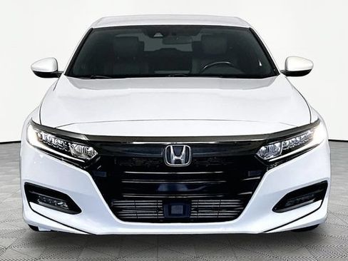 Used 2020 Honda Accord Sport image 3