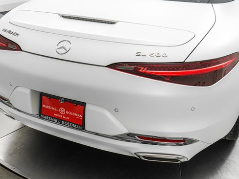 Used 2026 Mercedes-Benz Maybach SL 680 image 35