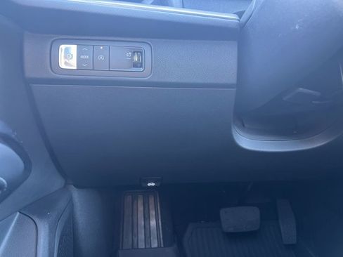 New 2026 Chevrolet Traverse LT w/ LPO, Floor Liner Package image 18