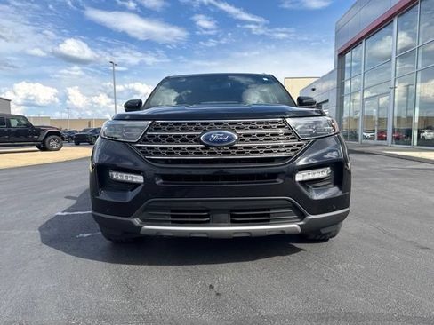Used 2021 Ford Explorer King Ranch w/ Premium Technology Package AWD/4WD image 2