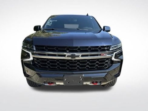 Used 2022 Chevrolet Tahoe Z71 w/ Luxury Package AWD/4WD image 15
