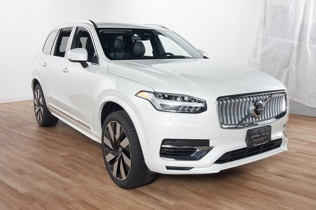 Certified 2024 Volvo XC90 T8 Plus w/ Protection Package Premier AWD/4WD image 3
