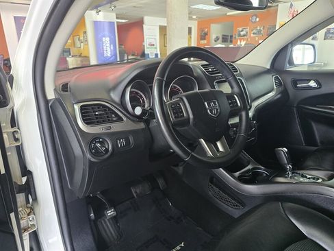 Used 2017 Dodge Journey Crossroad image 8
