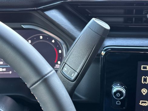 Used 2024 GMC Sierra 2500 AT4 w/ AT4 Premium Plus Package image 21