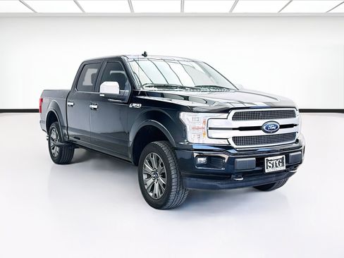 Used 2018 Ford F150 Platinum w/ Equipment Group 701A Luxury AWD/4WD image 3