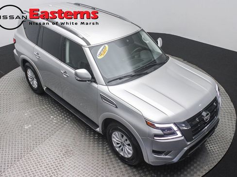 Used 2023 Nissan Armada SV AWD/4WD image 3