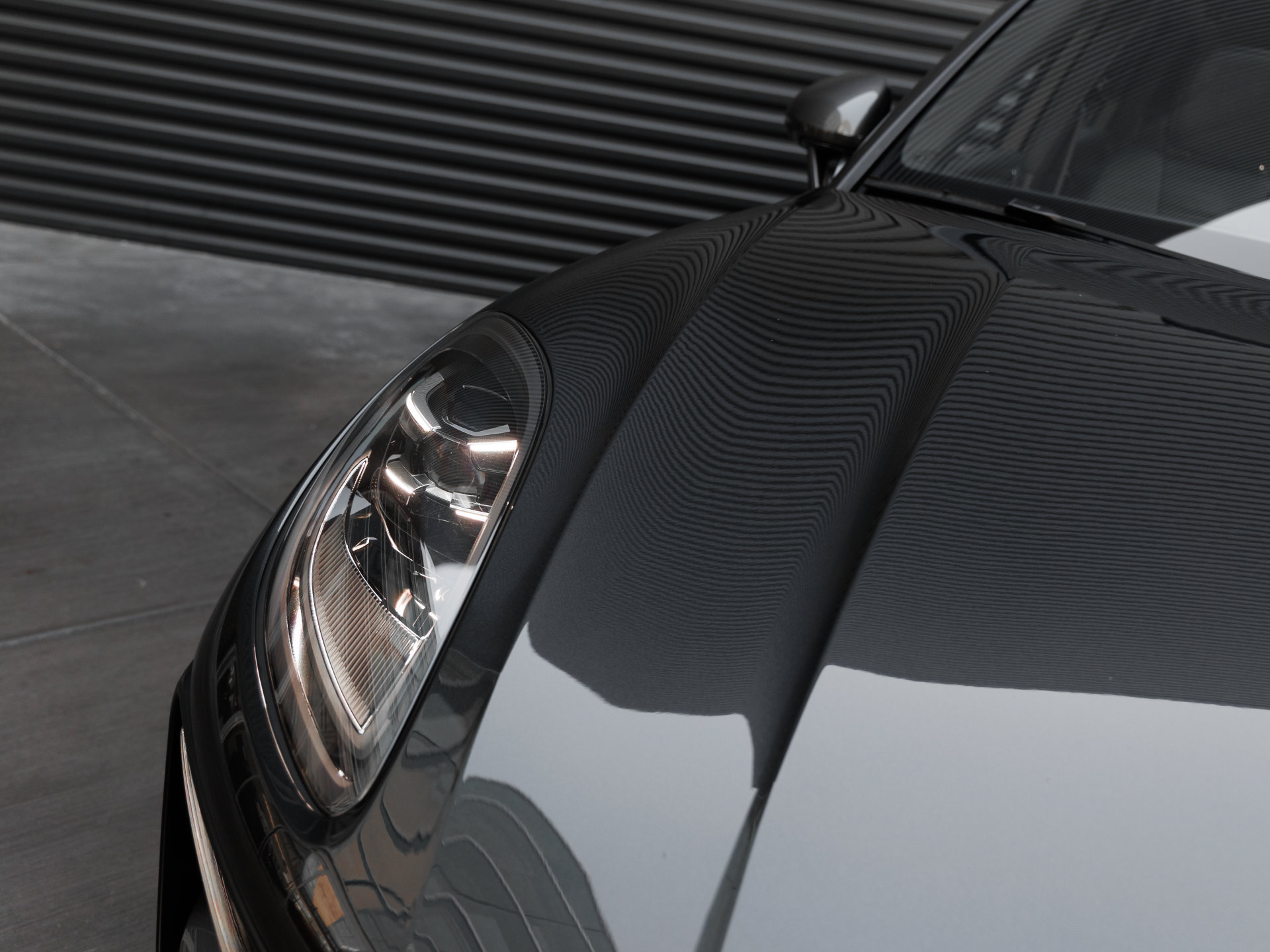 Certified 2026 Porsche Macan Turbo AWD/4WD image 38