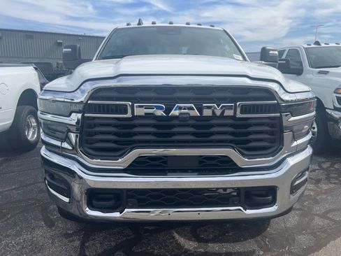 New 2026 RAM 2500 Tradesman image 2