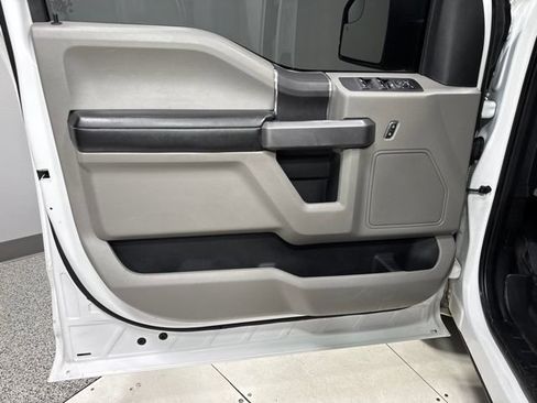 Used 2019 Ford F150 XLT w/ Equipment Group 301A Mid AWD/4WD image 10