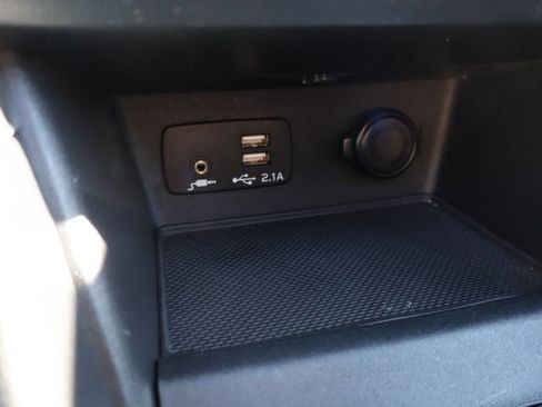 Used 2021 Subaru Forester Premium AWD/4WD image 17