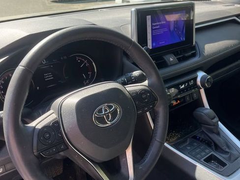 Used 2023 Toyota RAV4 XLE w/ Convenience Package AWD/4WD image 4