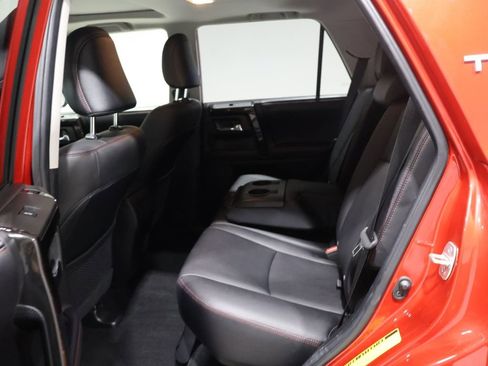 Used 2022 Toyota 4Runner TRD Off-Road Premium image 18